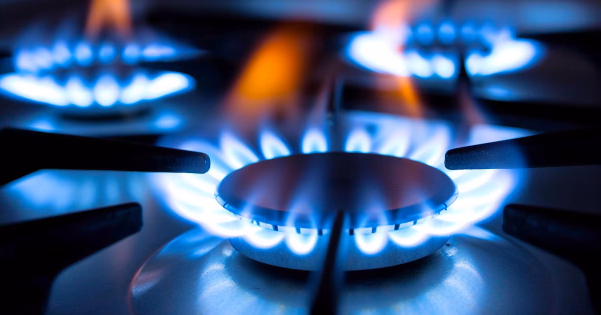 Los usuarios recibirán en mayo un descuento extra del 25% en su factura de gas natural: por qué y a quién cubre