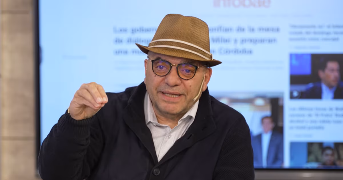 Salvador Di Stéfano: «El dólar ya no es un objeto de deseo, quien lo compra pierde dinero»