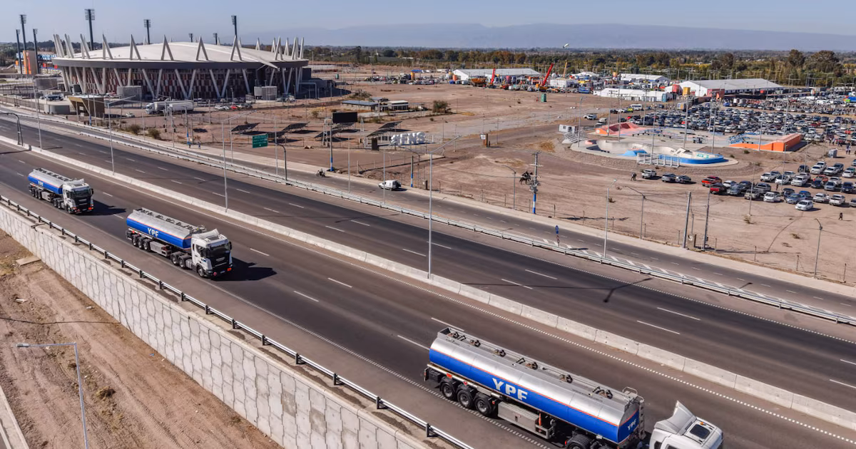 YPF lanza Diésel 10 Minero, un nuevo combustible para impulsar la minería argentina