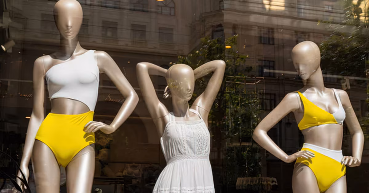 La «moda rápida» es asfixiante: un estudio demuestra que cada vez tiramos más ropa, pero el sistema sólo reutiliza el 13% por persona