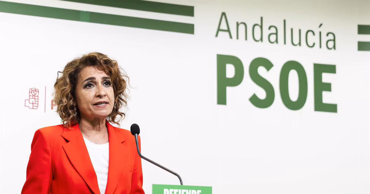 María Jesús Montero dimite de su escaño en el Congreso y achaca el desastre electoral a la mala estrategia online del Partido Socialista: «No sabemos adaptarnos»