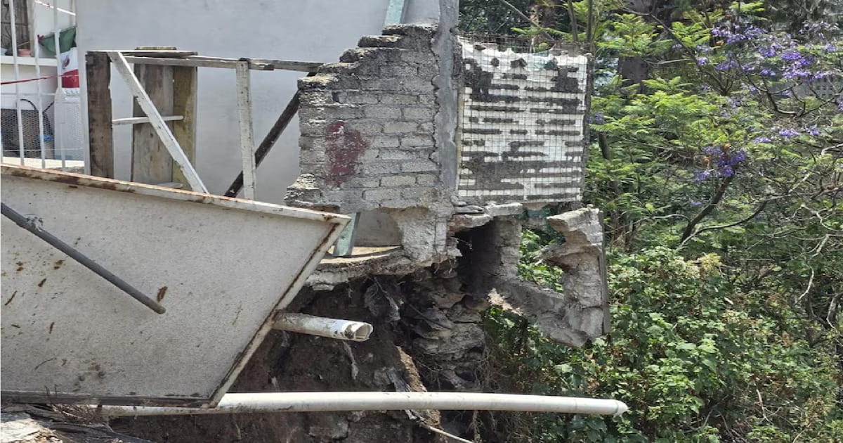 Evacúan familias en Lomas del Chamizar por riesgo de separación: Alcaldía de Cujmalpa mantiene vigilancia permanente