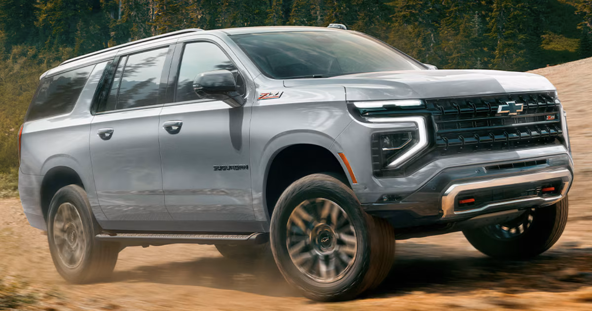 ¿Qué tecnología, seguridad y modos de conducción tiene la Suburban Z71?
