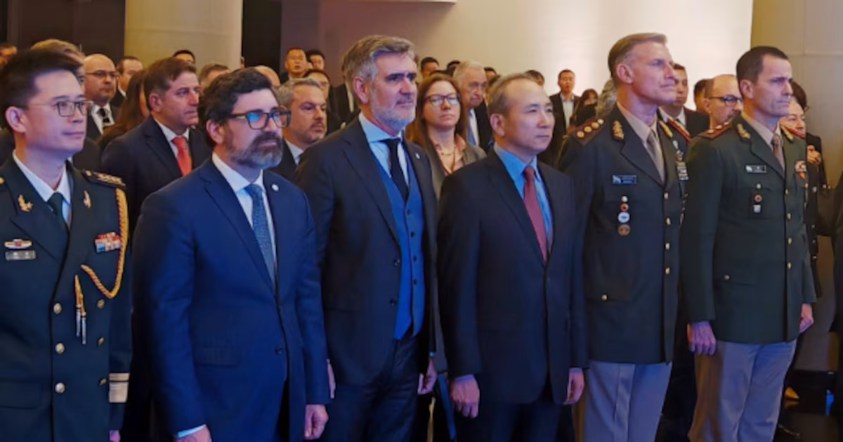 Presionados por China, la Cancillería argentina y el Ayuntamiento de Buenos Aires suspenden un evento