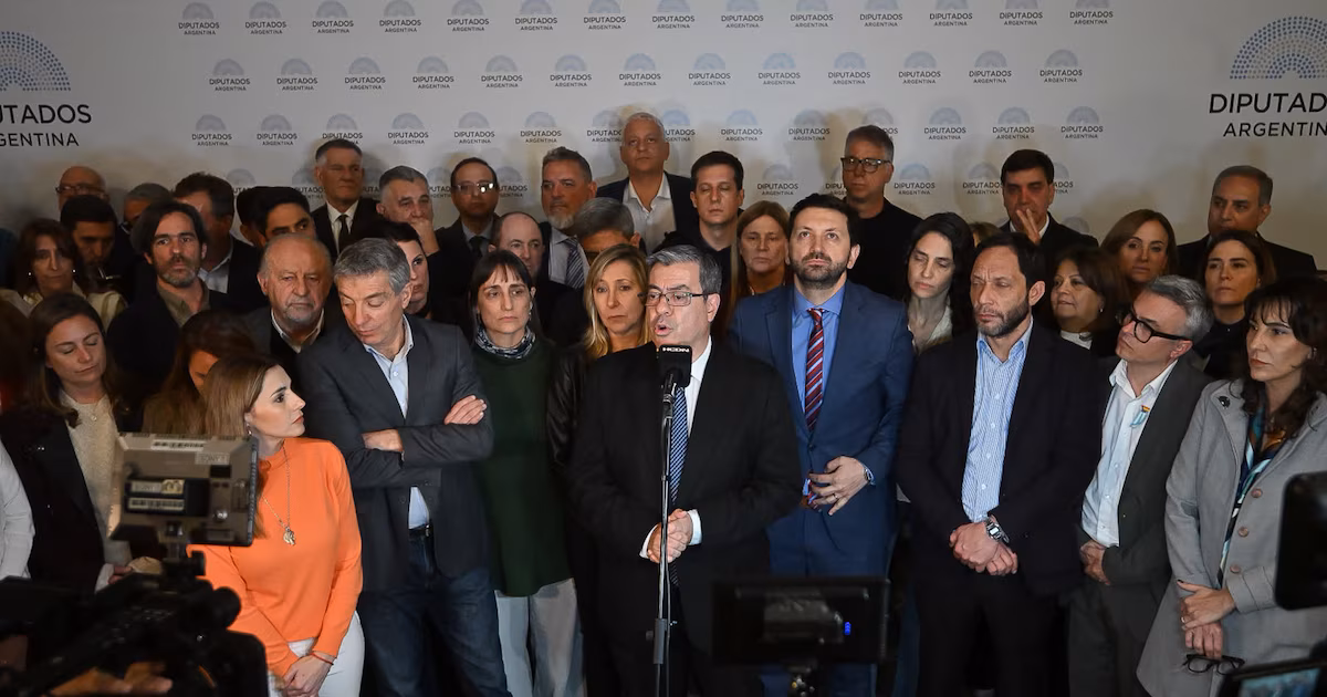 ‘Oportunismo’, ‘payasada’ y ‘demagogia’: la oposición más dura critica a las Malvinas de Harvey Millay