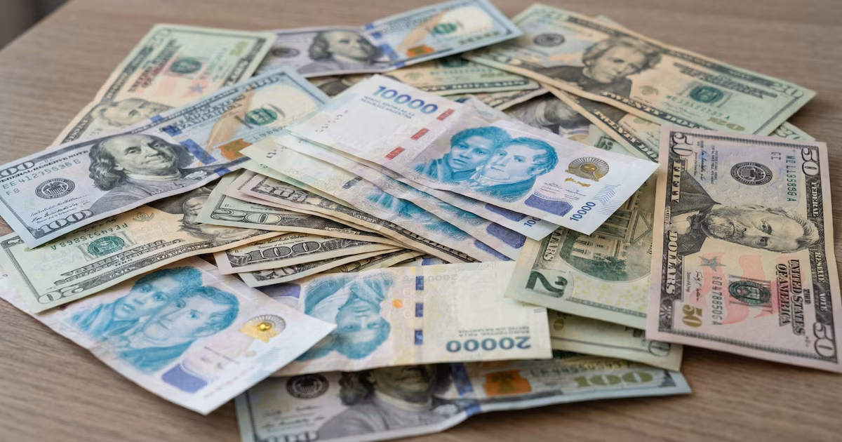 Comercio de arbitraje: las inversiones en pesos que generan mayores ganancias en dólares en lo que va de 2026