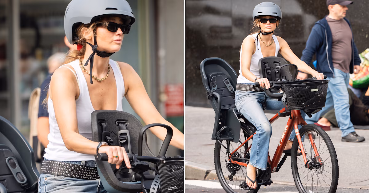 Jennifer Lawrence recupera su cinturón con tachuelas: su accesorio punk preferido mientras anda en bicicleta por Manhattan