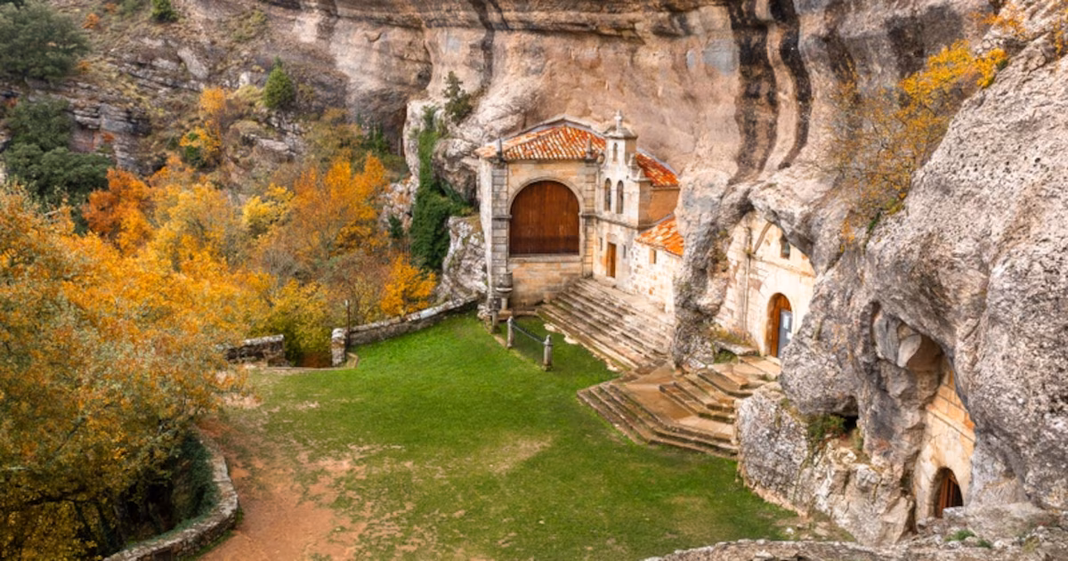 Qué es Ojo Guareña, la cueva de Burgos con 110 kilómetros de galerías