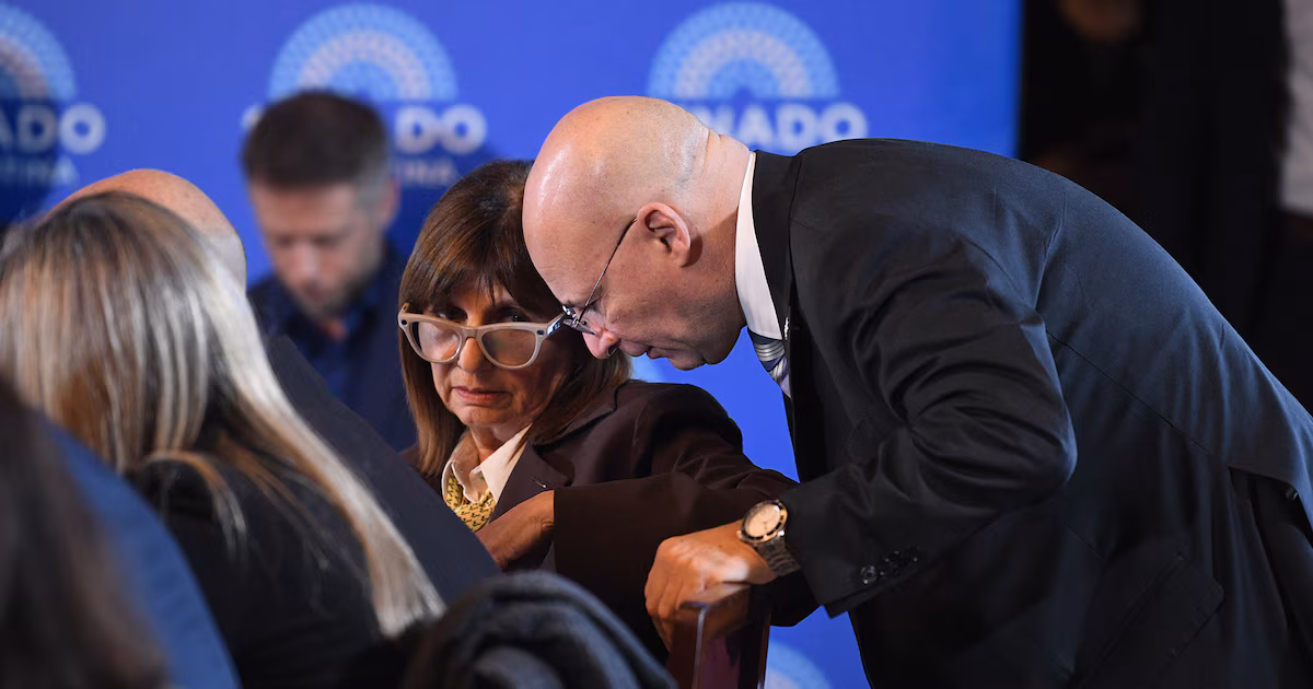 Senado: Patricia Burridge se reúne con los fiscales involucrados en el caso del policía de Chocoba